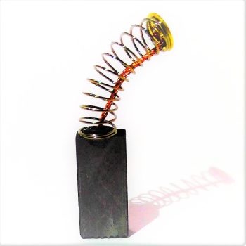 uhlíková kefka 5x8x17mm (8x5x17 mm)